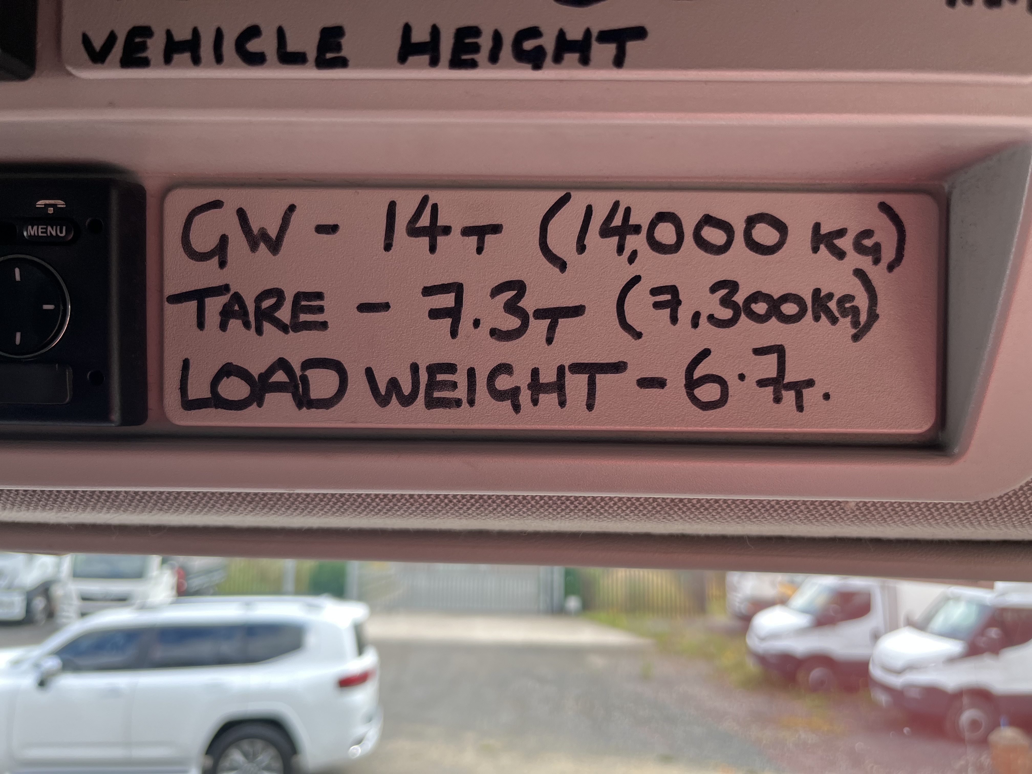 2016 IVECO EUROCARGO 140-210 14 ton box