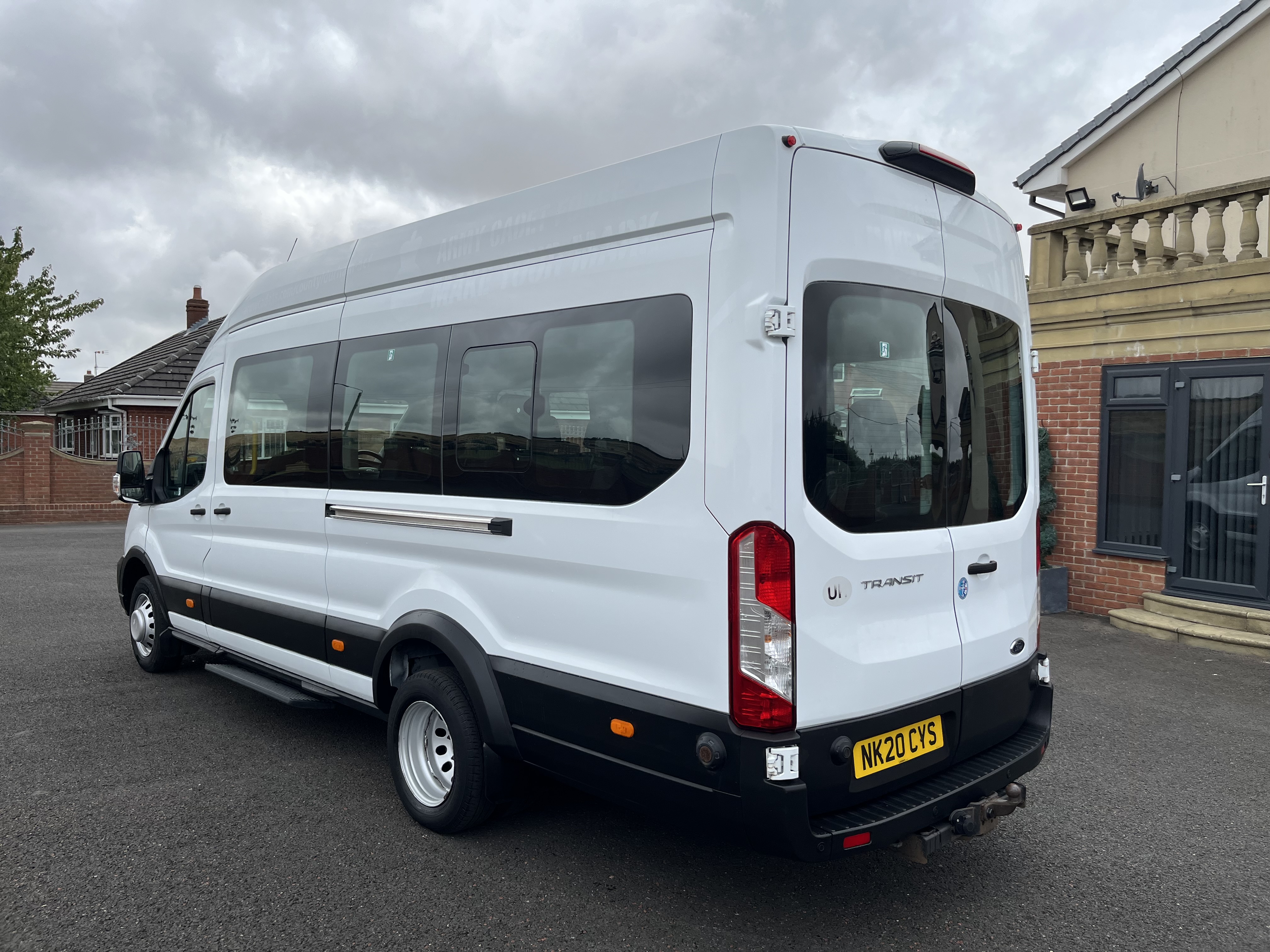 2020 FORD TRANSIT 460 17 SEAT MINIBUS