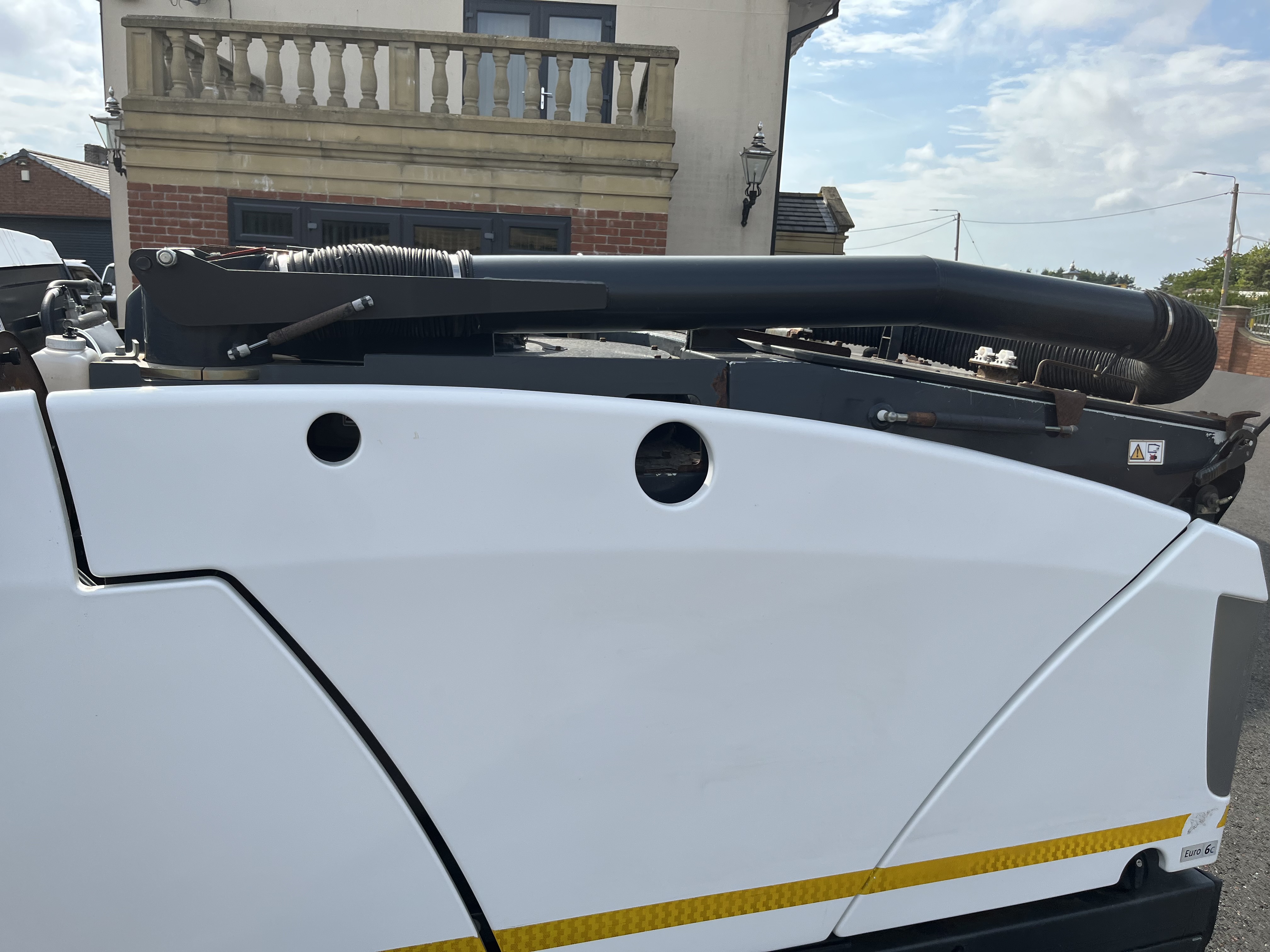 2019 JOHNSTON 200 SWEEPER WITH GULLY SUCKER AND JET WASH 