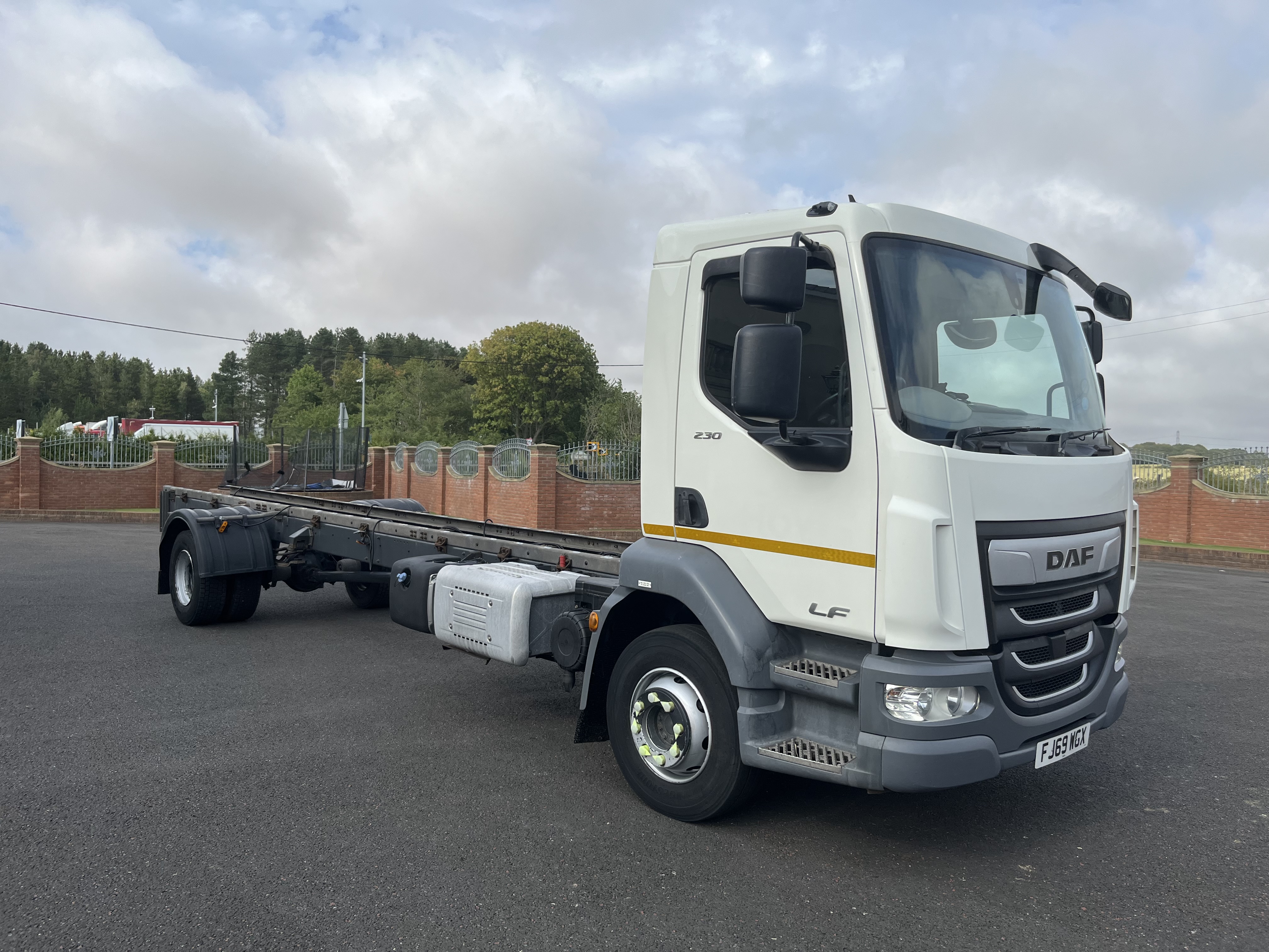2019 69 DAF LF 55.230 14 ton CHASSIS CAB