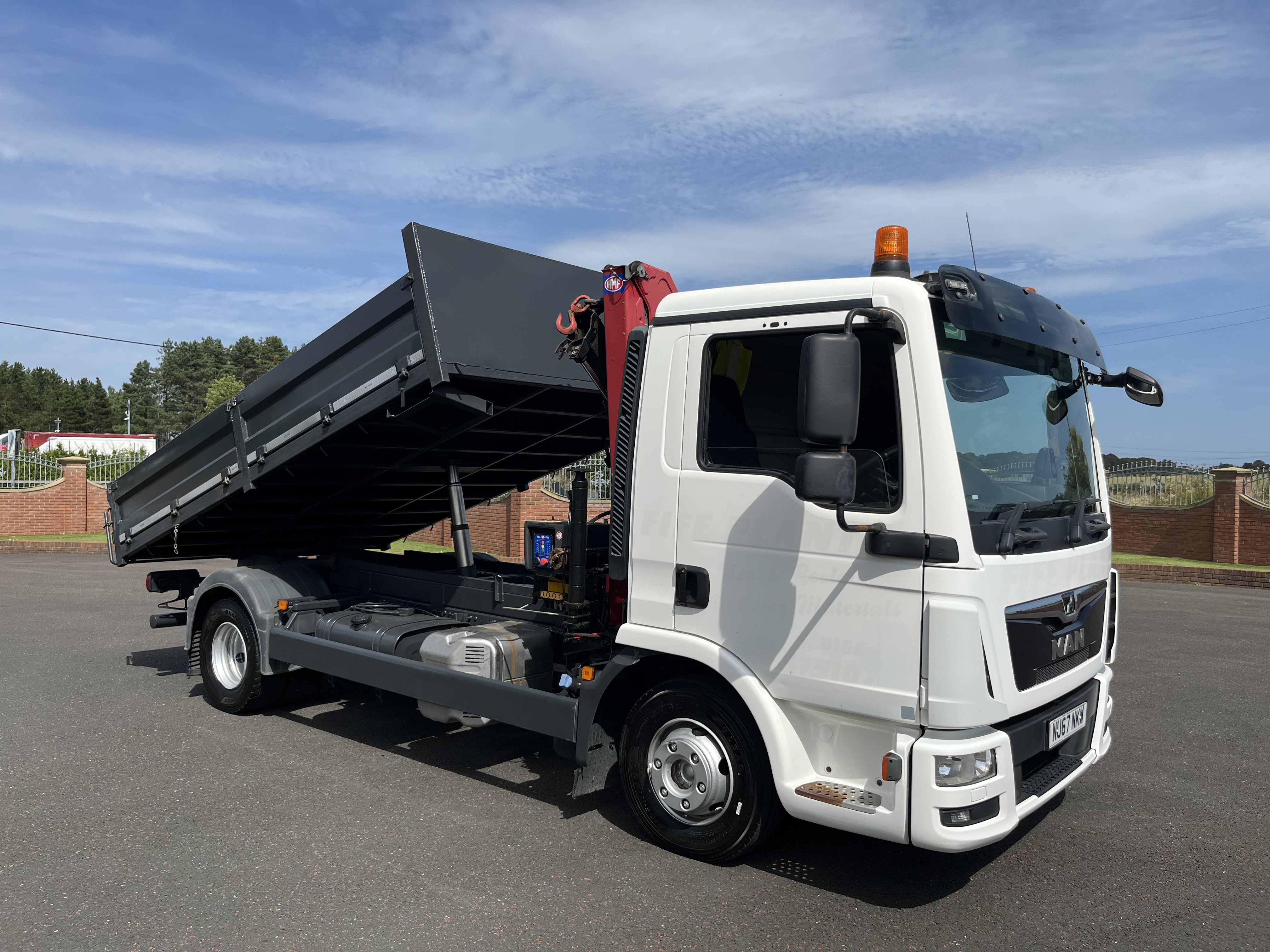 2017 67 MAN TGL 12 ton TIPPER WITH HMF CRANE MANUAL TRANSMISSION 