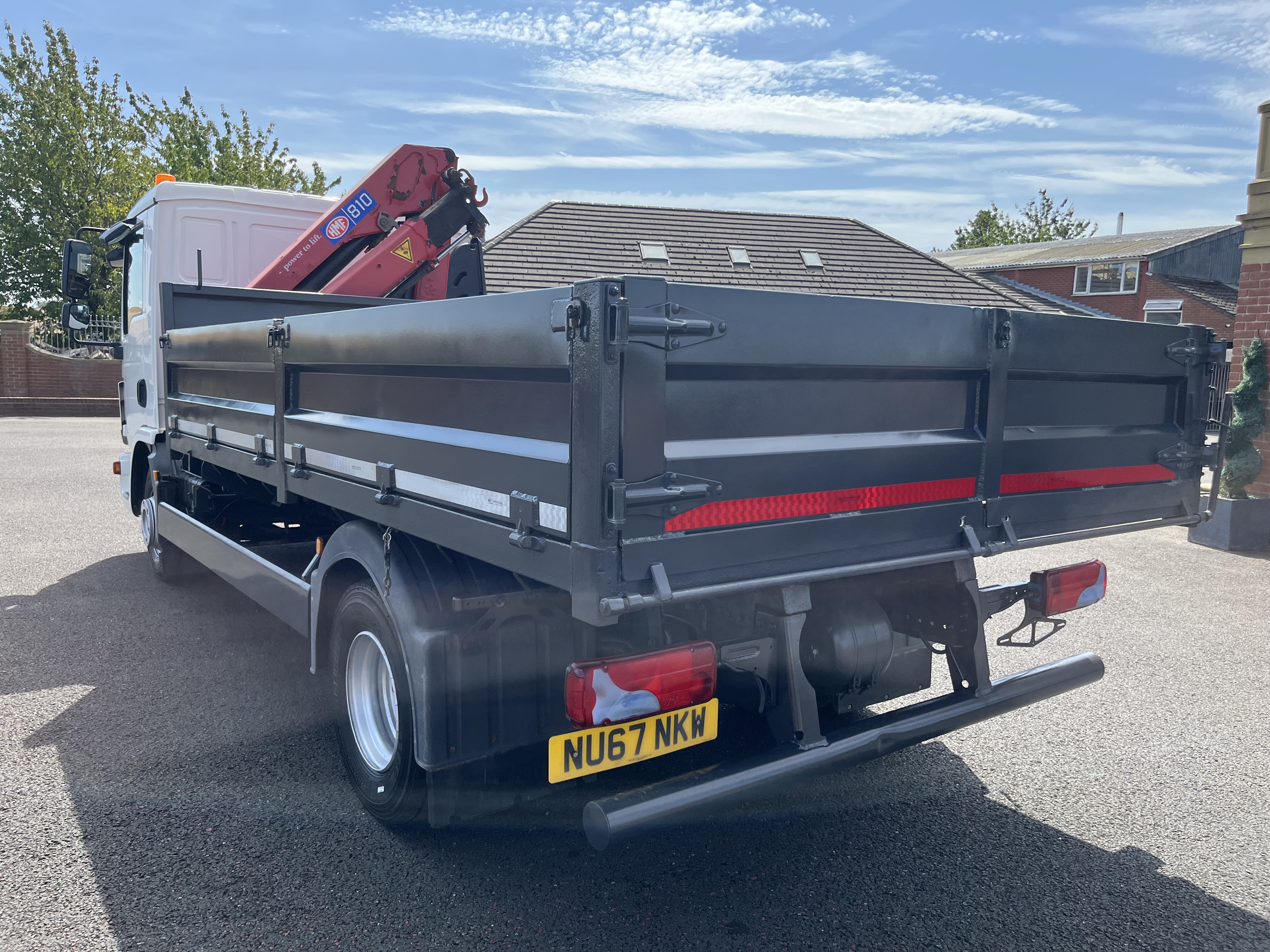 2017 67 MAN TGL 12 ton TIPPER WITH HMF CRANE MANUAL TRANSMISSION 
