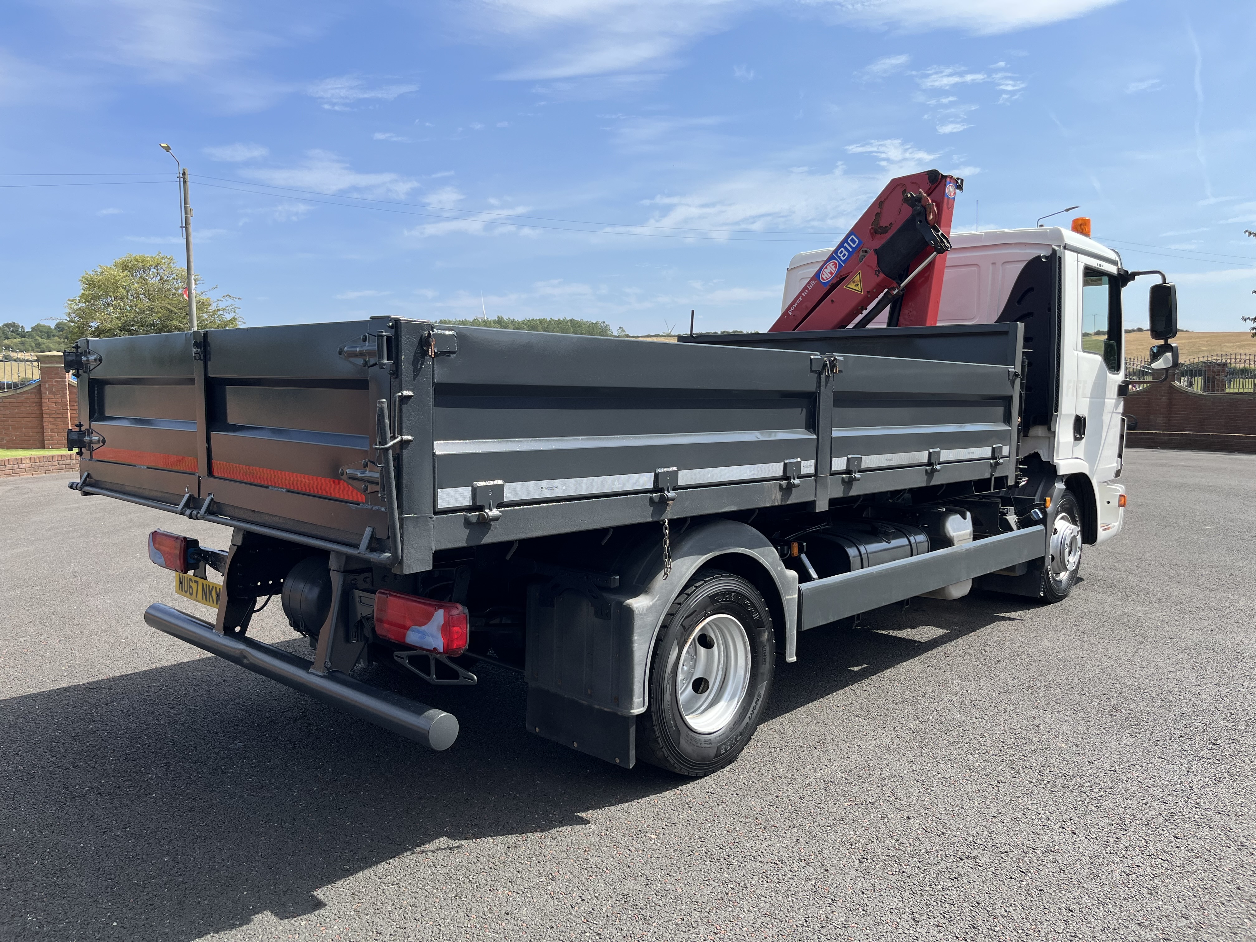 2017 67 MAN TGL 12 ton TIPPER WITH HMF CRANE MANUAL TRANSMISSION 