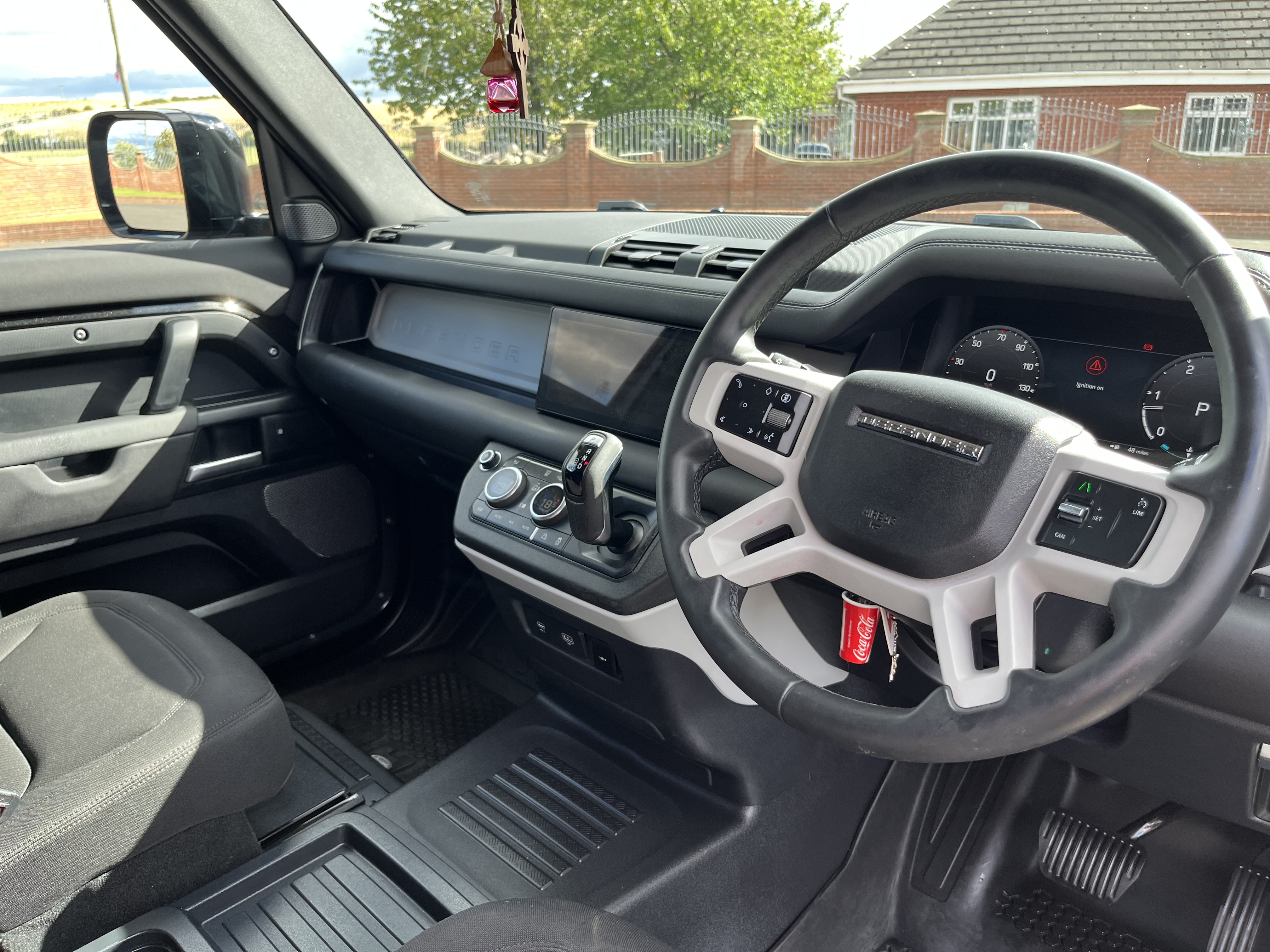 2024 LANDROVER DEFENDER 90 HARDTOP COMMERCIAL WITH REAR SEATS