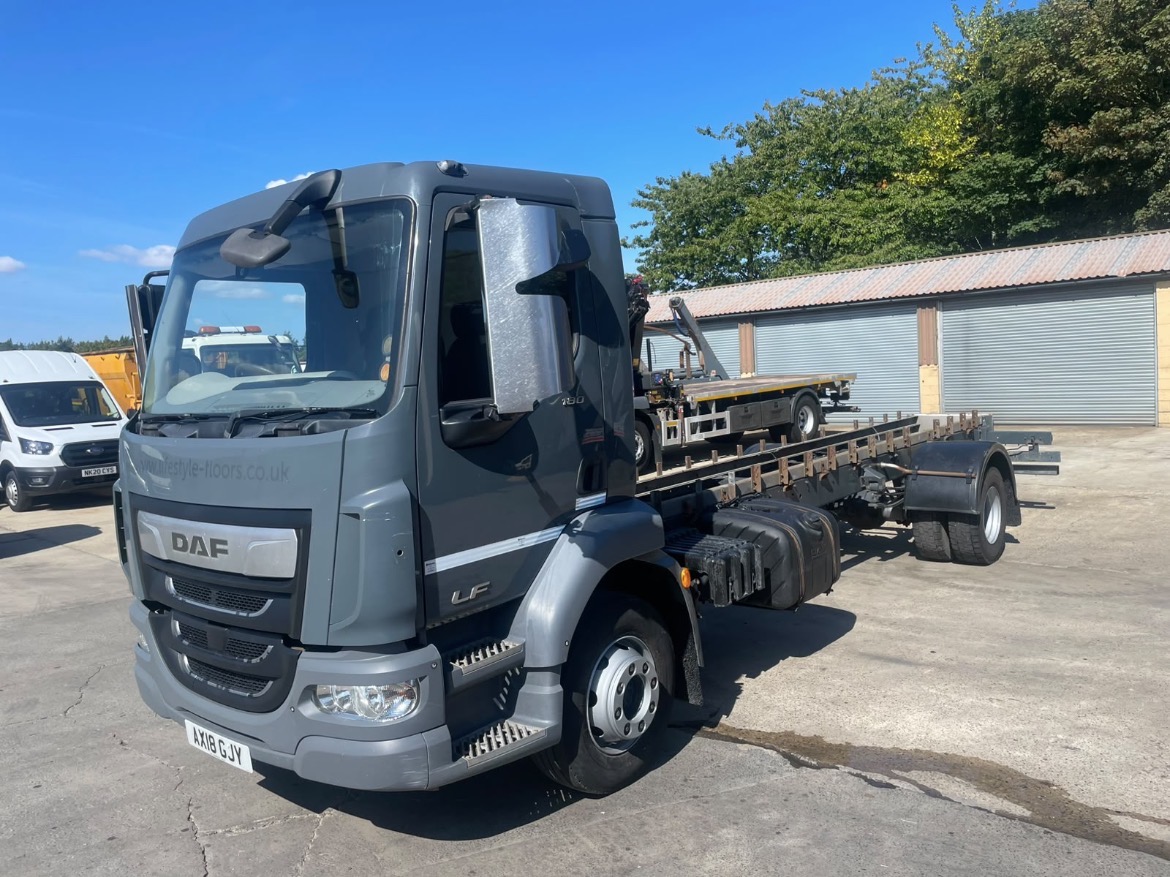 2018 DAF LF 55.220 14 ton chassis cab 