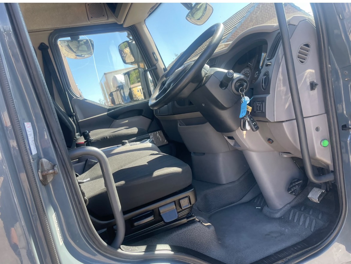2018 DAF LF 55.220 14 ton chassis cab 