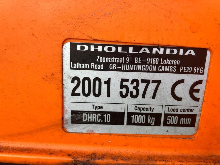 2020 IVECO DAILY 72-180 20ft BOX WITH UNDER FLOOR TAIL LIFT